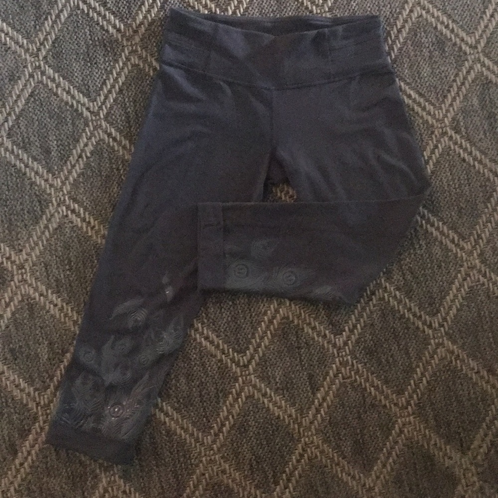 Lululemon yoga Capri pant